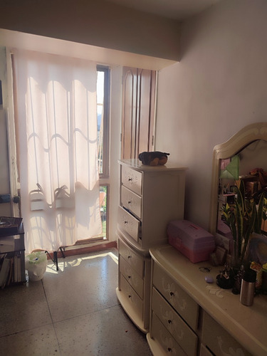 Vera Casa Inmobiliaria Vende Apartamento En Trigal Centro Resd Palace Valencia L/firma Mp-2