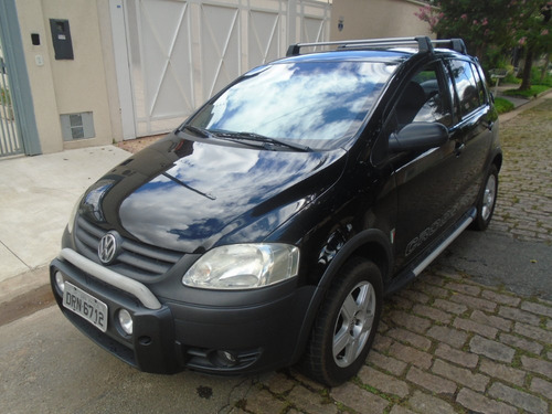 Volkswagem Cross Fox Blindado 1.6 Ano 2006 Preto 98.000km