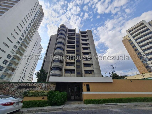 Marcos González Alquila Amplio Apartamento Amoblado Zona Este Barquisimeto  Lara #24-23190
