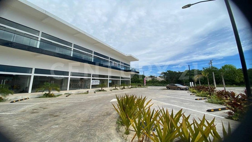 Local En Renta, Prolongación La Luna, Plaza Bulan, Cancún