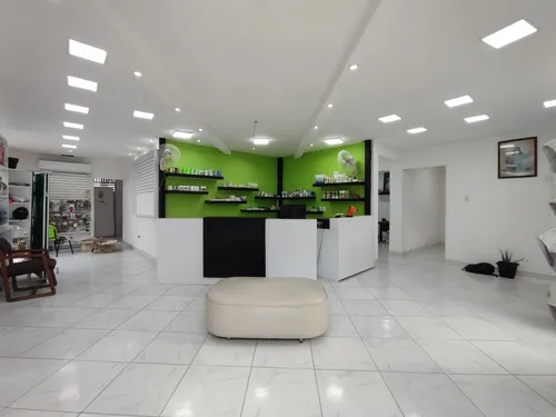 Local En Arriendo En Popular. Cod A29138