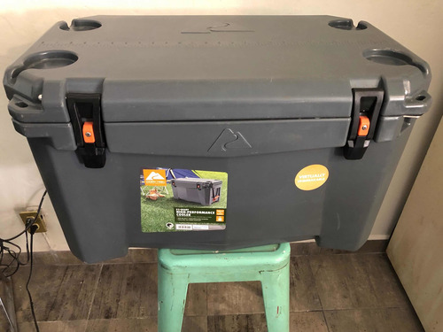 Hielera Ozark Trail 52qt (grande) De Uso Ruso Rotomoldeada (Usado)