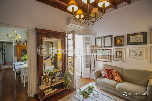 Casa, 4 Dormitórios, 200 M², Menino Deus - 170370