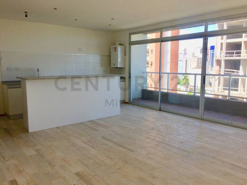 Imagen 2 de 18 de Departamento Piso De 2 Dormitorios Con Cochera A Estrenar En Venta En La Plata