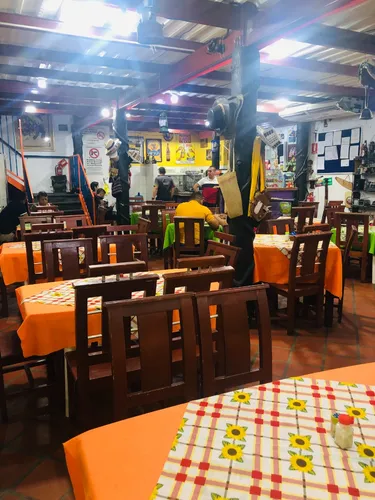 Venta De Restaurante De Comida Típica Colombiana En La Candelaria De Valencia Incluye Casa Comercial Y Fondo De Comercio Del Reconocido Restaurante Jose Felix