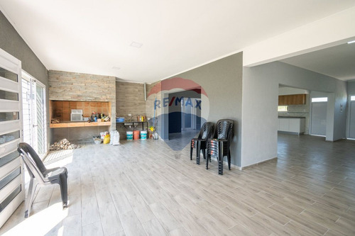 Casa Moderna A Estrenar En Alquiler En Recreo