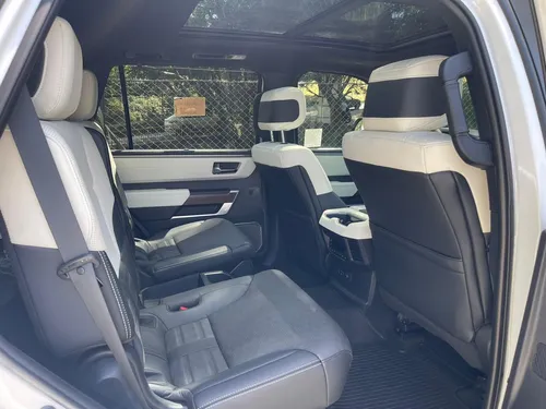 Toyota Sequoia 3.5 V6 Capstone