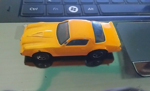 Imagen 2 de 7 de 1982 Mattel Malaysia Hot Wheels Camaro Z28 Custom Color