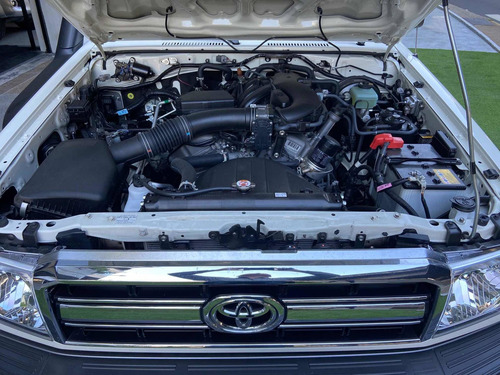 Imagen 11 de 11 de Toyota Land Cruiser Pickup Hembrita 2021
