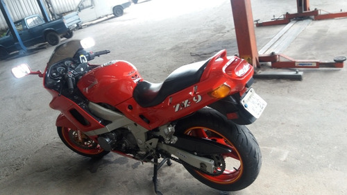 Kawasaki Zx6
