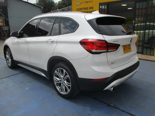 Bmw X1 Sdrive 18i 4x2 1500cc At Aa