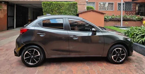 Mazda 2 Sport 2.0 Grand Touring Lx Carbon Edition At
