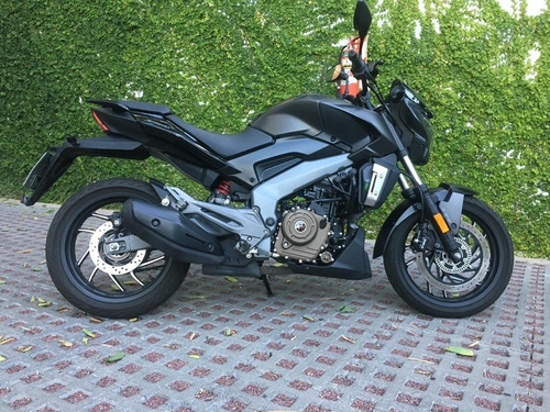 Dominar 400