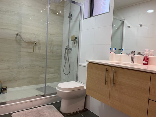 Departamento En Venta De 3 Dormitorios E. Eluchans Reñaca