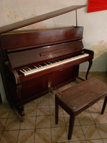 Imagen 2 de 6 de Piano Hofmann Requiere Reparación