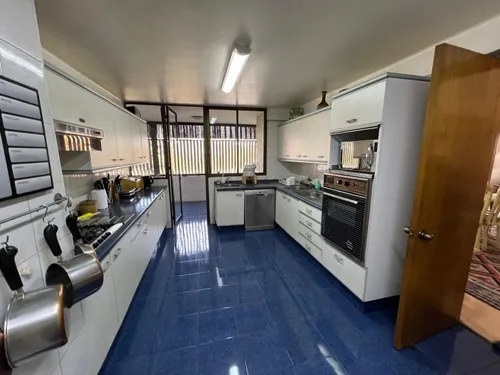 Exquisito Departamento En Venta Calle Espoz, Vitacura