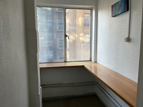 Arriendo Oficina De 7 Box 145 M2 Tenderini Santiago