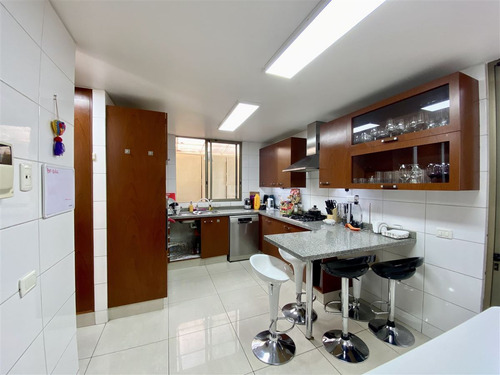 Vende Casa En Los Trapenses Cerca De Colegios, Lo Barnechea