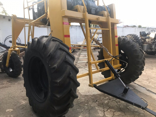 Trator Gafanhoto Massey Ferguson 275 - 1988