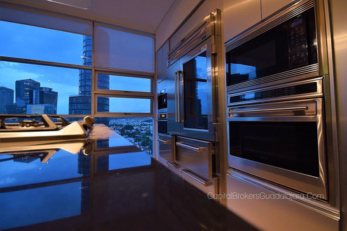 Departamento De Lujo En Venta En Torre Zsense Andares