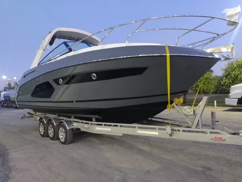 Quest Yachts 290 Con Mercruiser 350 Hp V8 Dp 0km