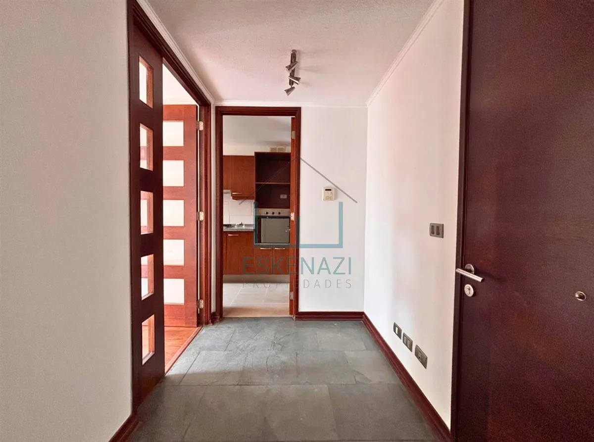 Imagen 3 de 29 de Impecable Departamento En Lindo Condominio!! La Dehesa.