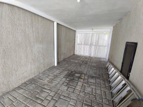 Imagen 6 de 12 de Se Alquila Townhouse En La Morita