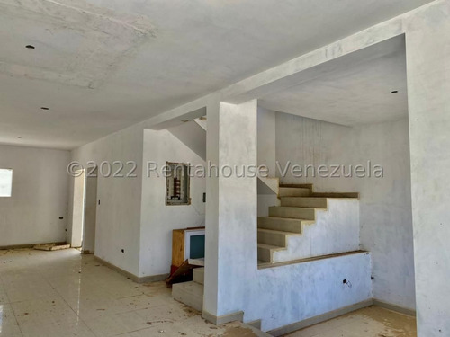 Imagen 5 de 9 de Townhouse En Construcción En Venta Ubicado En Punto Fijo