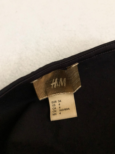 Top Corto Con Escote Estilo Corsette Negro De Tirantes H&m (Usado)