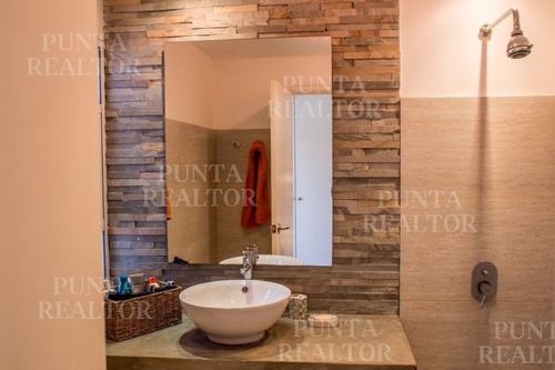 Excelente Chacra Con Casco De Muy Buen Gusto En Complejo Privado Con Piscina, Cáñalos, Kayaks, Huerta Orgánica, 3 Dormitorios Uno En Suite Parrillero - Ref: 323