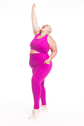 Imagem 5 de 5 de Legging Plus Size Wonder Size Lisa Com Bolso Emana® Uva