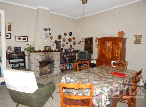 Casa En Venta En Quilmes Oeste