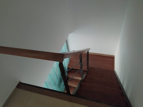 Departamento 4 Amb, 2 Baños Completos, Toilette ,2 Cocheras, Lavadero. En Moron