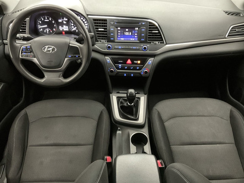 Imagen 7 de 15 de Hyundai Elantra 2018 2.0 Gls Mt
