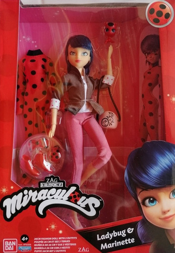 Miraculous Ladybug & Marinette Fashion Doll Con 2 Atuendos