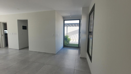 Imagen 5 de 21 de Casa En Una Planta - Las Piedras Housing