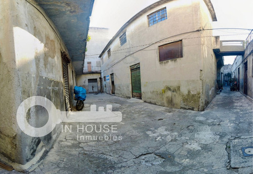 Predio En Venta En El Centro Historico Con Amplio Uso De Suelo