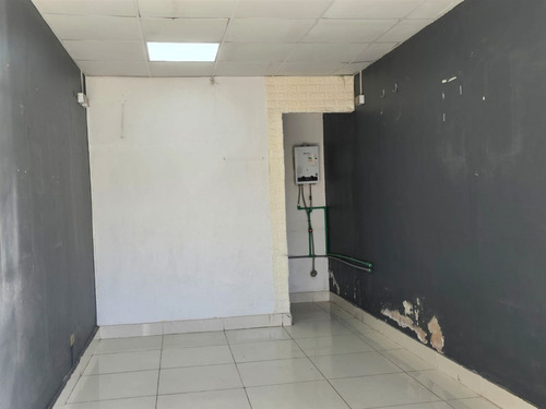 Se Arrienda Local Comercial En Cerrillos 400.000