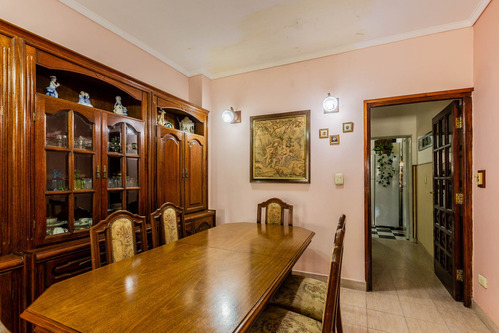 Casa . Dúplex . 4 Ambientes . Patio . Cochera . Apto Credito . Permuta . Ramos Mejia