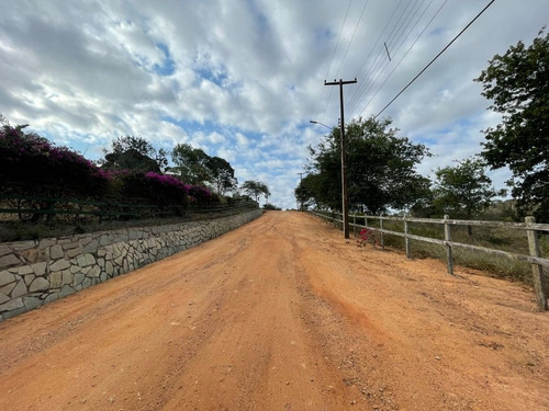 Imagem 3 de 19 de Lote De Alto Padrão No Condomínio Serra Do Maroto, À Venda - Gravatá/pe - Te0518