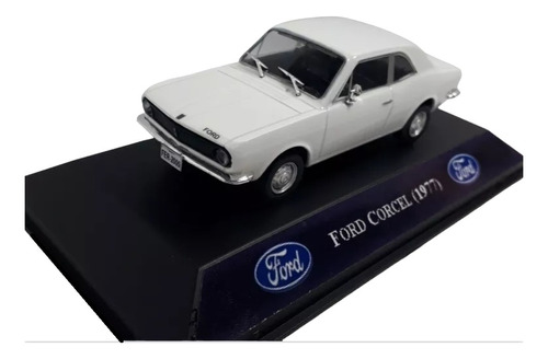 Miniatura Ford Corcel (1977) - Customizada.