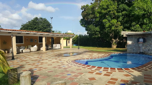 Imagen 4 de 22 de Rosaura Cortez Vende Casa En Safari Country Club Carabobo