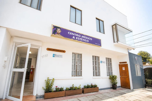 Venta De Casa Comercial Ideal Para Negocio De Salud