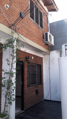 Se Vende Duplex De 3 Amb.en R. Mejia Susana Quinelli