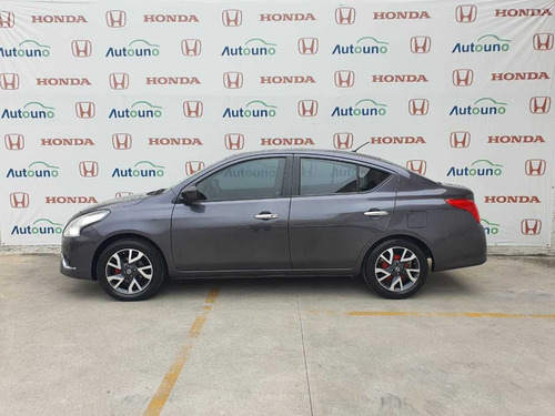 Imagen 8 de 12 de Nissan Versa Advance Mt 2019