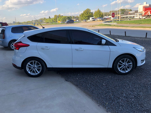 Ford Focus III 1.6 Sedan S