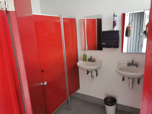 Imagen 4 de 6 de Uso De Suelo Casa Adaptada Escuela; Consultorios; Oficinas