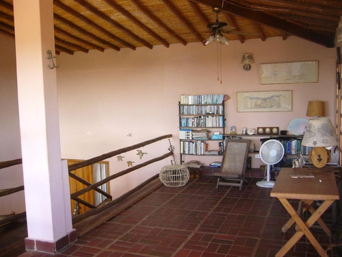 Imagen 10 de 13 de Hermosas Casas De Campo, Frente A El Saco Lm