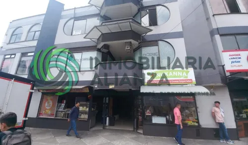 Local En Arriendo En Centro. Cod A8265