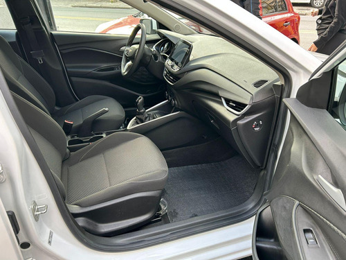 Chevrolet Onix plus SEDAN Plus LT 1.0 12V Flex 4p Mec.